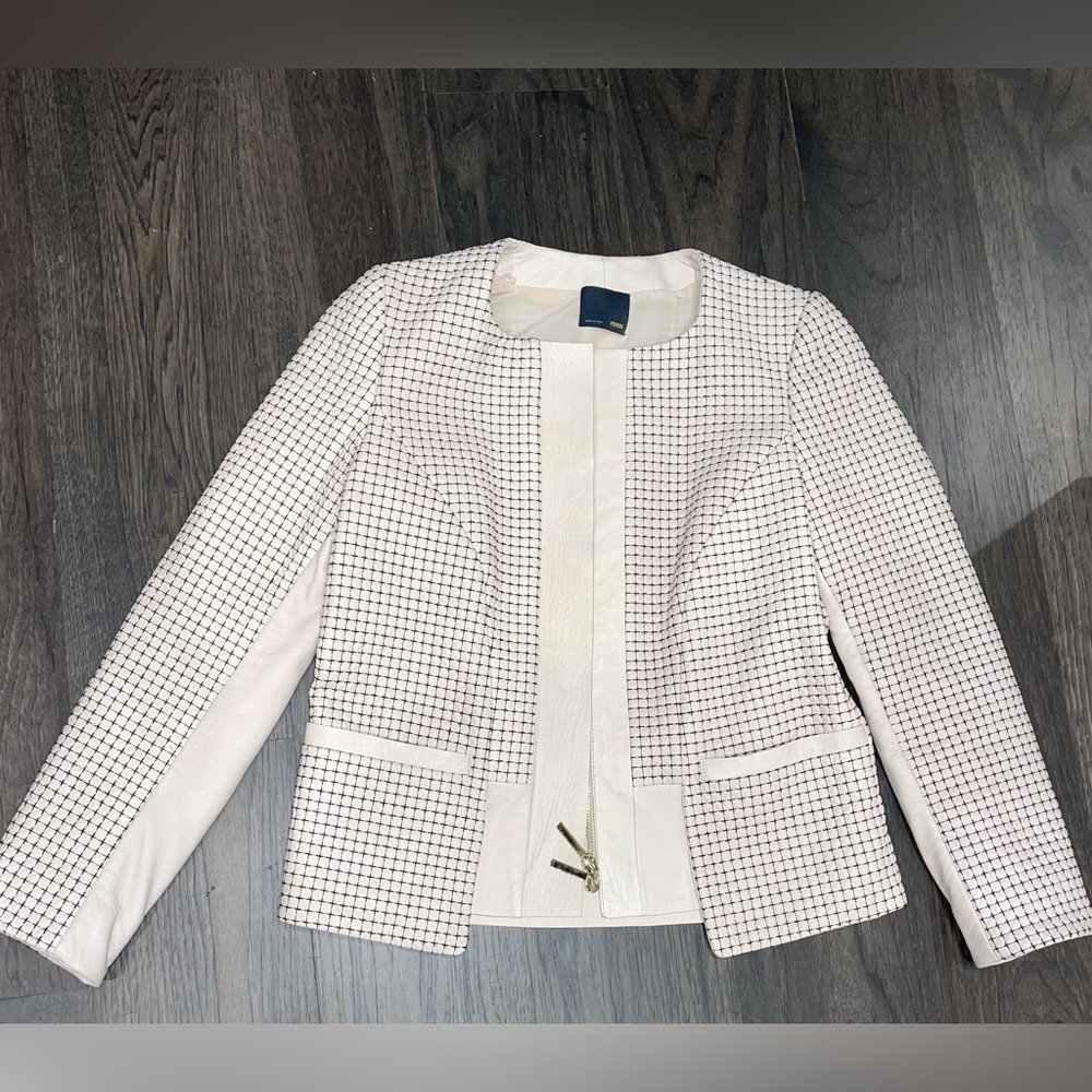 Fendi Beige Black Leather Jacket size 38 (xs/s) AUTHENTIC
